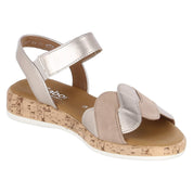 Sandalen  Gold